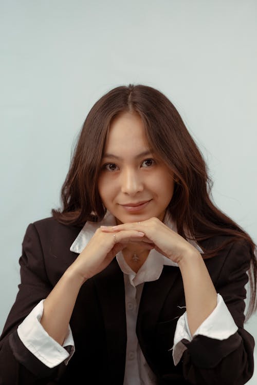 Ingyenes stockfotó álló kép, ázsiai nő, barna haj témában