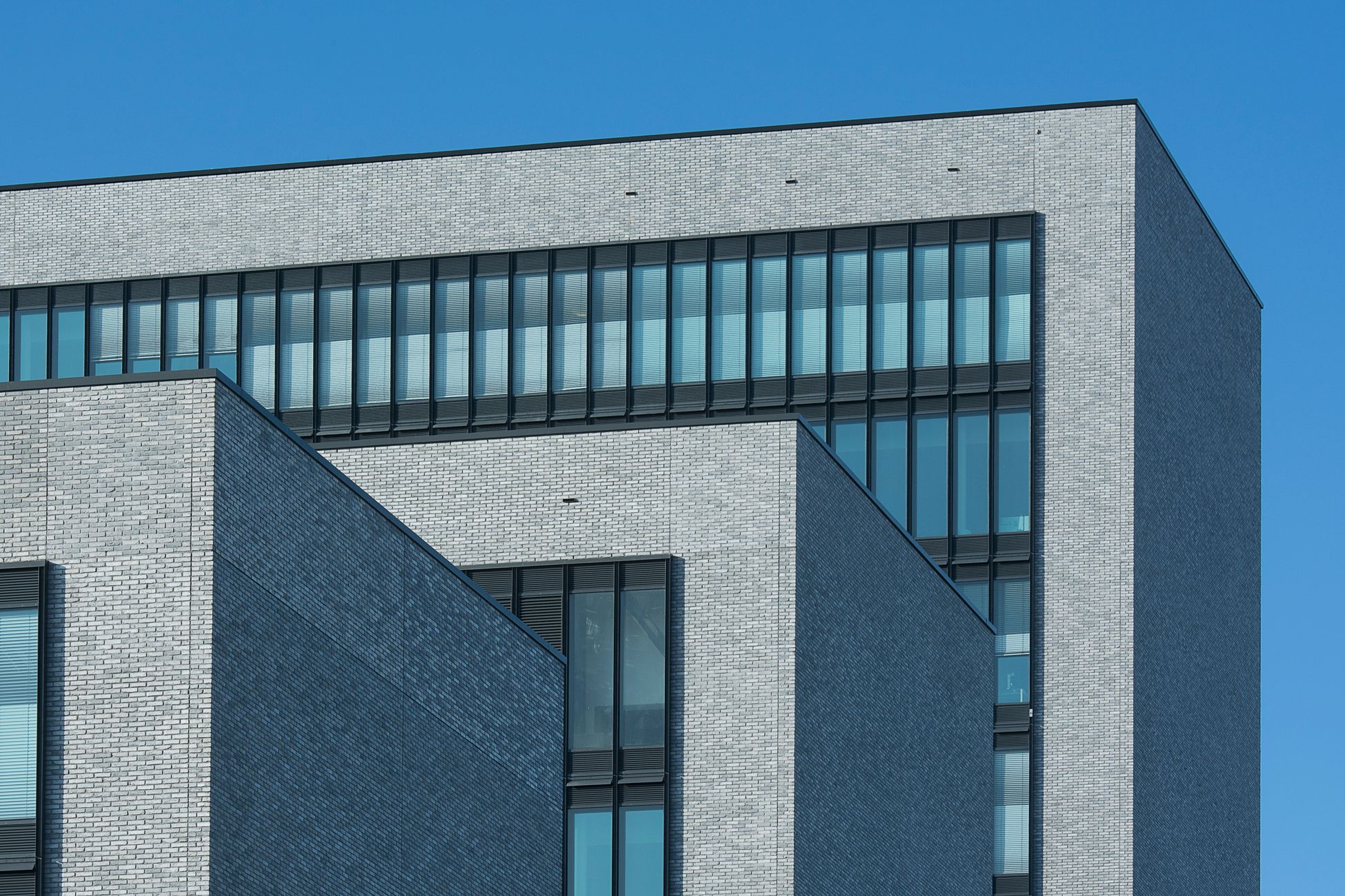 Apotheek in Thermion-gebouw sluit noodgedwongen deuren na jaar zonder airco