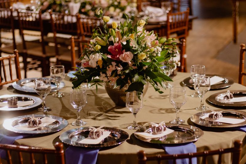 Servies mixen en matchen: zo combineer je borden zonder rommelige tafel