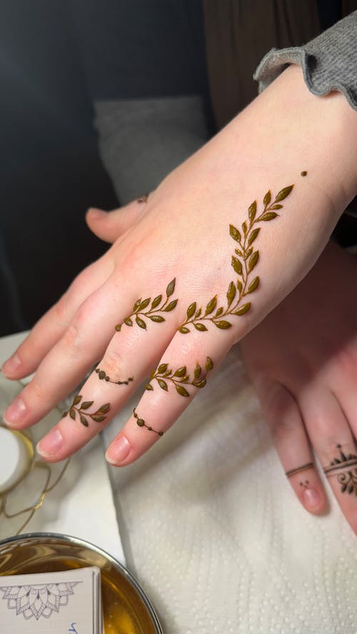 Foto profissional grátis de hena, henna design, henna nupcial