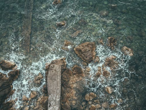 돌, 드론으로 찍은 사진, 물의 무료 스톡 사진