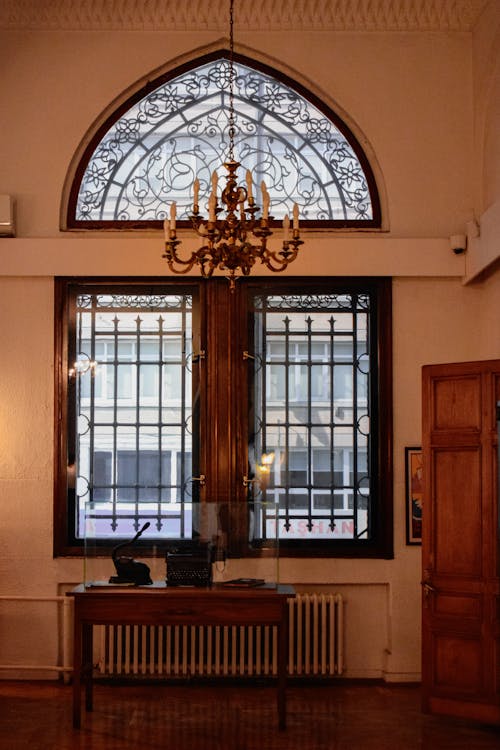 Darmowe zdjęcie z galerii z okna, pionowy strzał, pokój