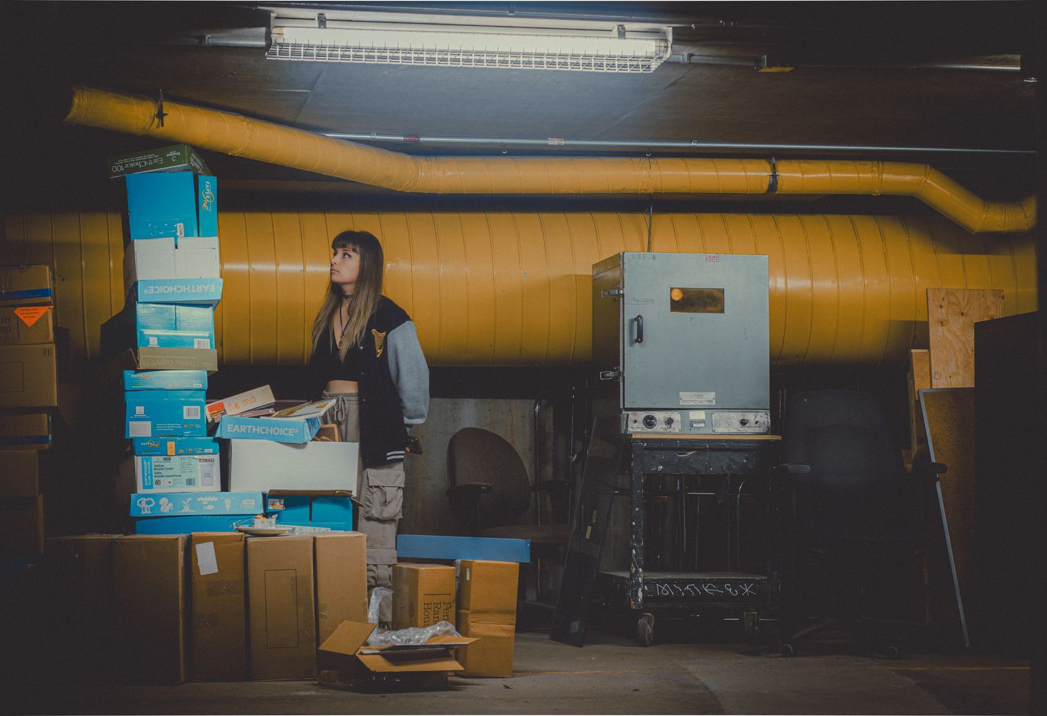 Stratton — professional packers wrapping and boxing belongings
