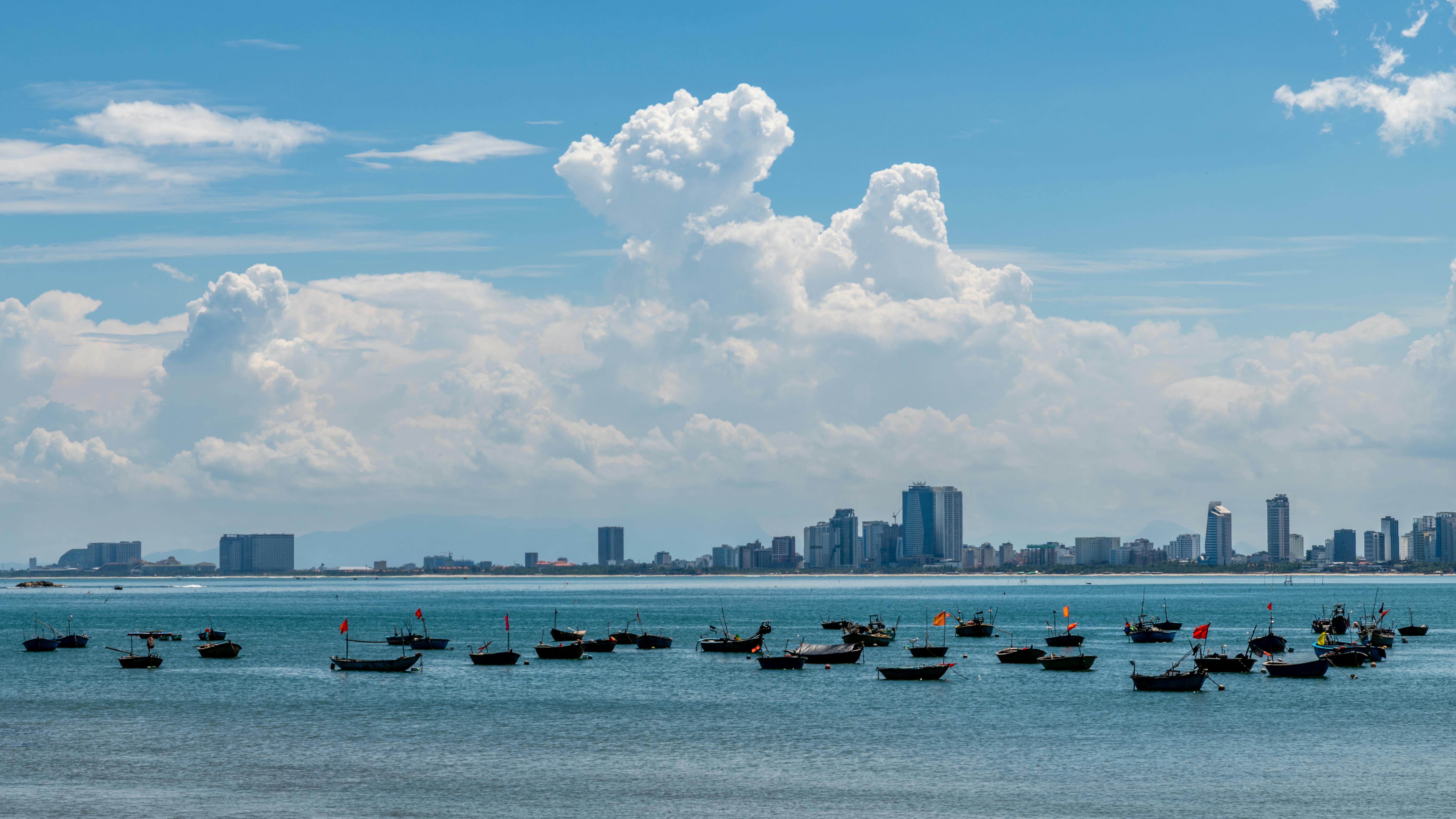 Căn hộ cao cấp view sông Hàn Đà Nẵng buổi tối