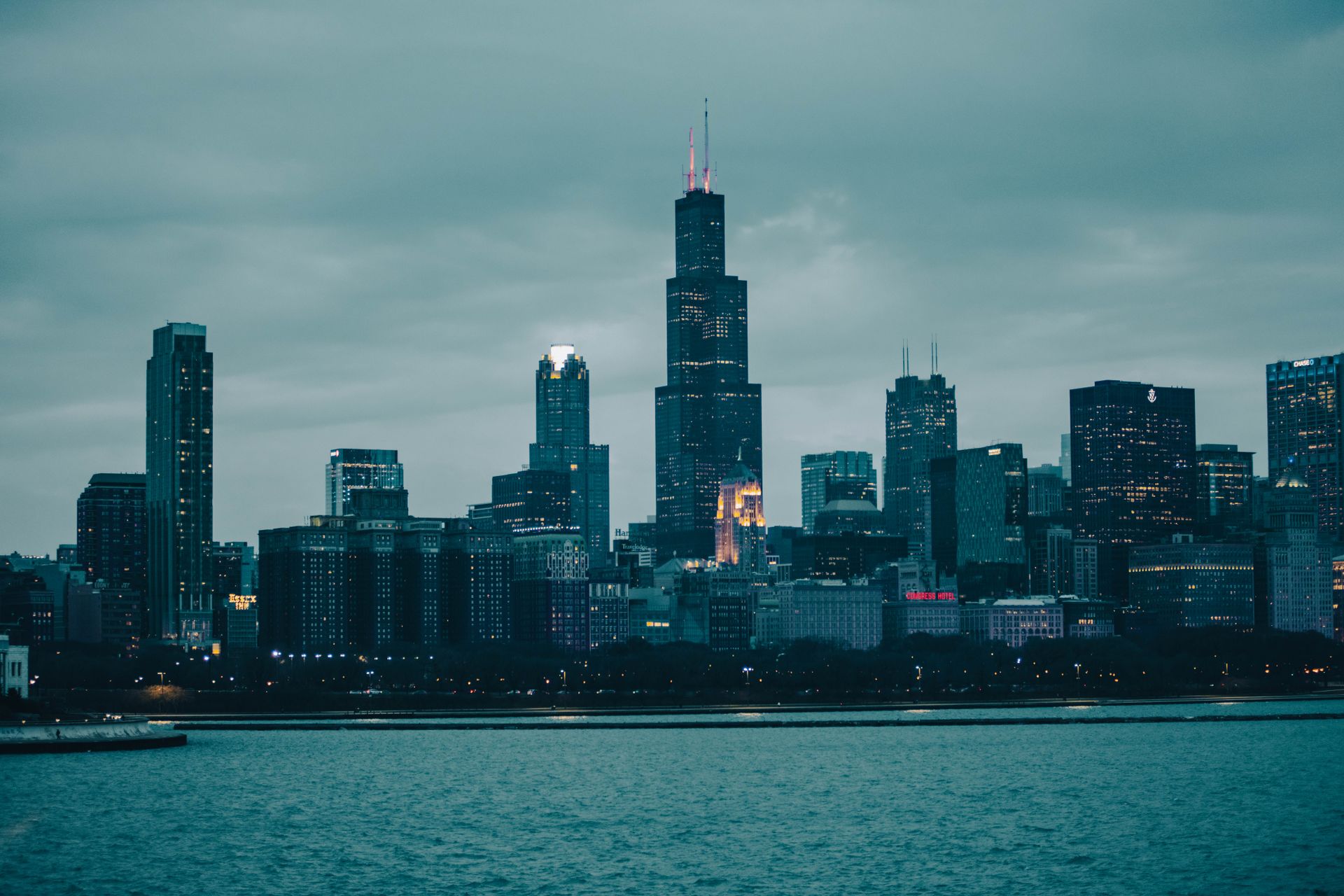 Chicago hotels with EV charging and verified sustainability credentials