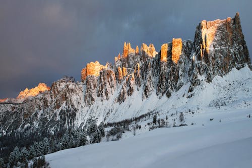 Бесплатное стоковое фото с гора, зима, пейзаж