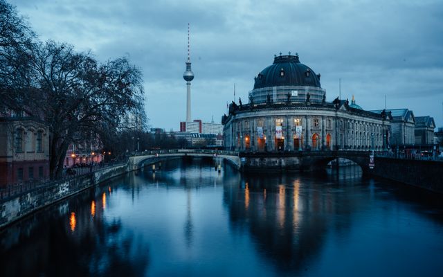 Photo: Levent Simsek on Pexels Scenic view of Berlin's Museum Island with the Fernsehturm tower at dawn.