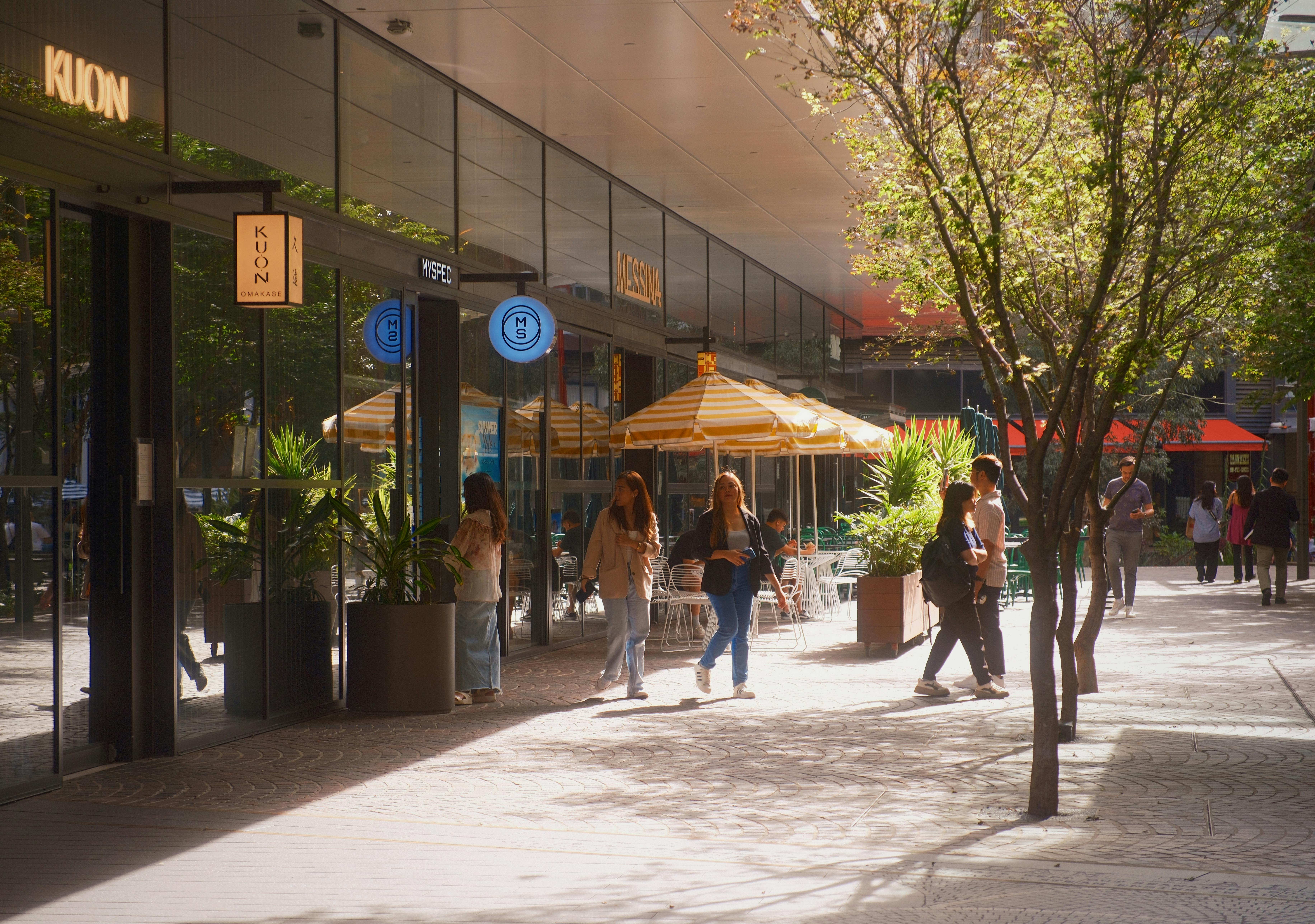 general lifestyle shop los angeles — Photo by Yifan Lai on Pexels