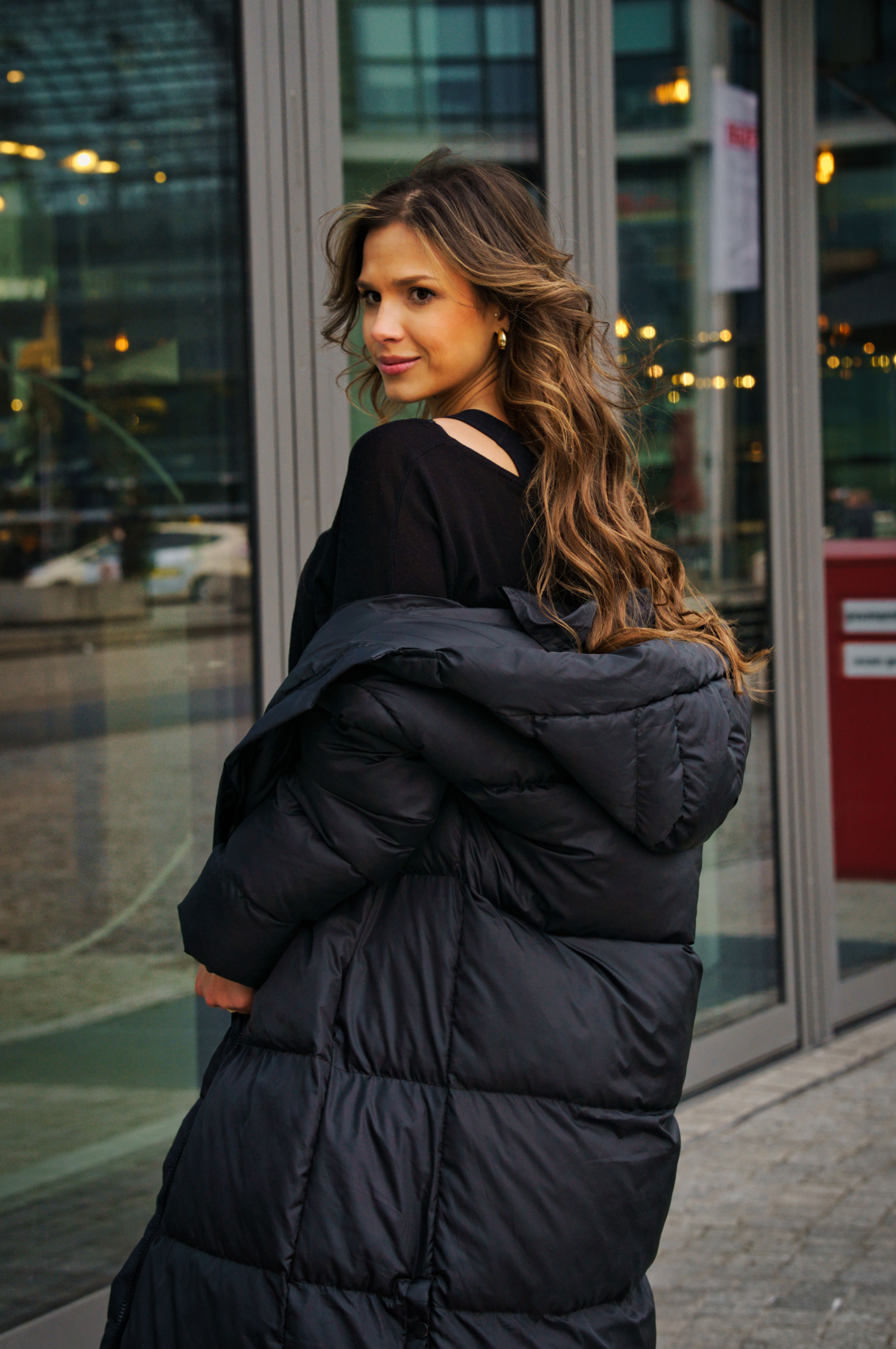 Woman in Coat · Free Stock Photo
