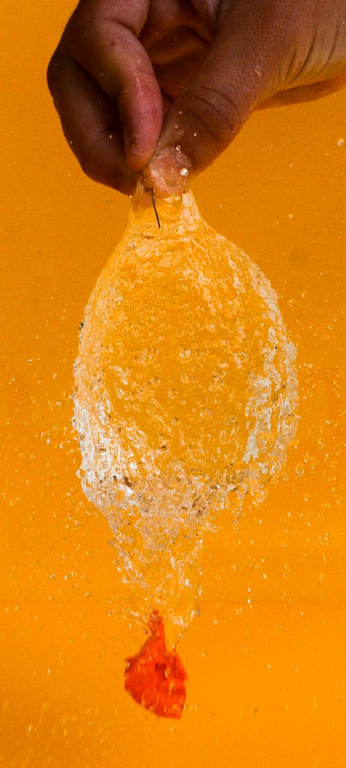 Foto profissional grátis de água, amarelo, balão