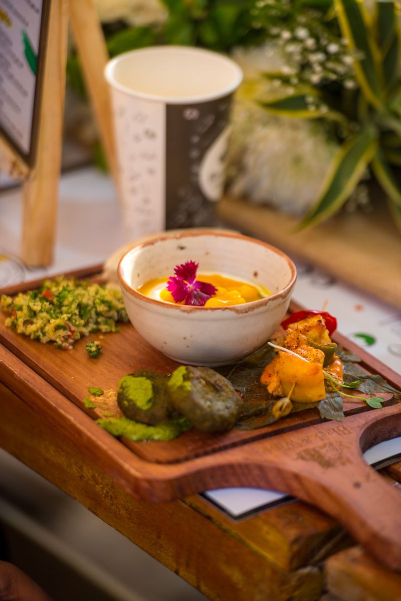13Milestone Special Veg Platter