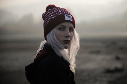 Focus Photo of Woman With Blonde Hair