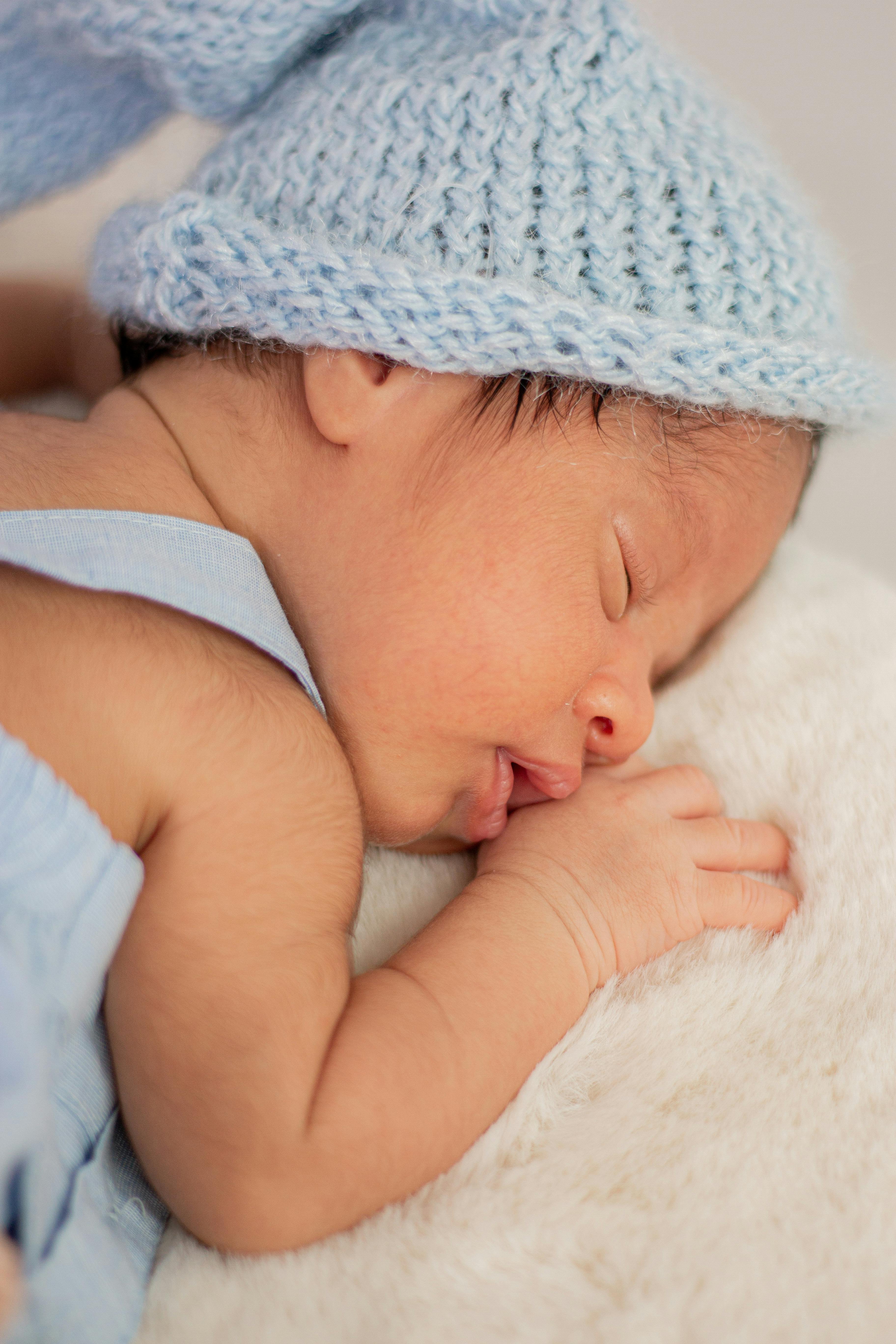 Luke 17 When I was eight, upon my head a bullfinch took his rest. I guess  he found my curly hair a nice and cozy nest. He sang a lovely winter song, image size:3648x5472