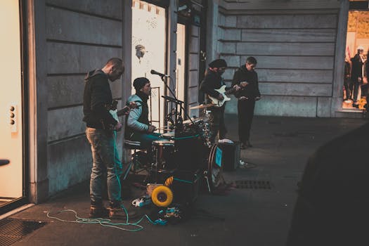 Persone Che Suonano Strumenti