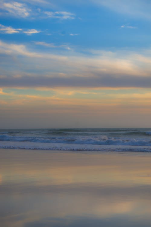 Photos gratuites de à la plage, au-dessus de la mer, beau coucher de soleil