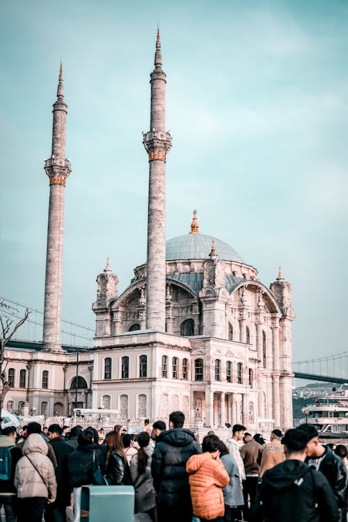 Ortaköy Camii