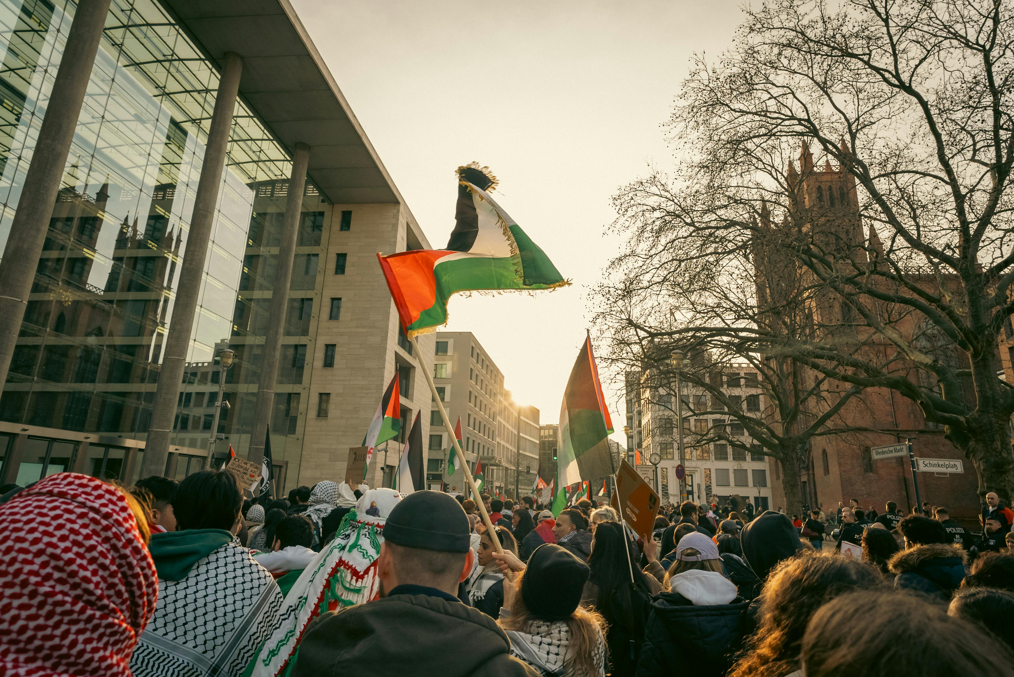 general politics — Photo by Ememe . on Pexels