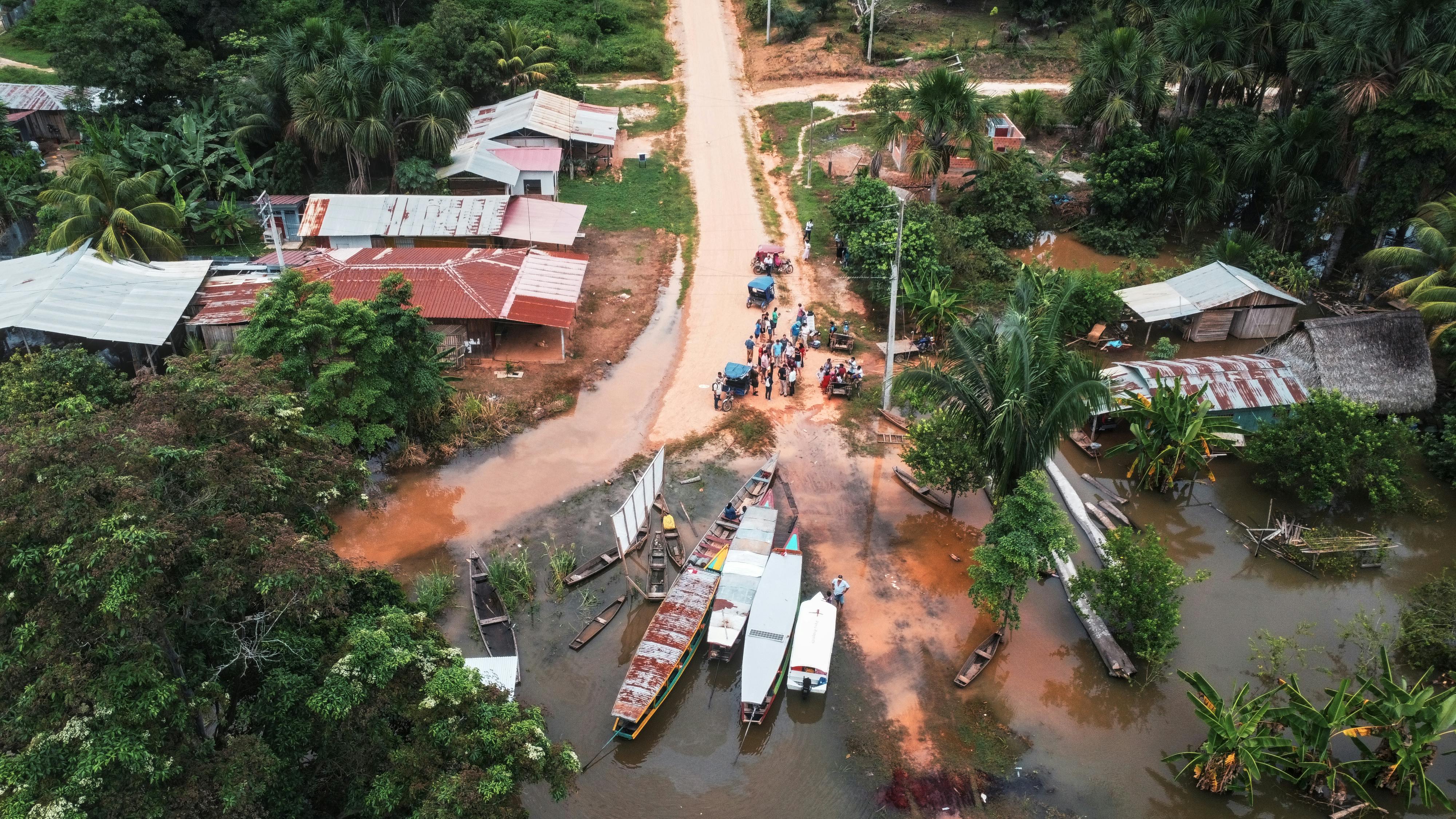 climate resilience Climate adaptation — Photo by David Gomez on Pexels