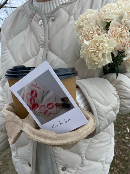 Fotobanka s bezplatnými fotkami na tému arabská káva, krásny kvet, púštna prechádzka