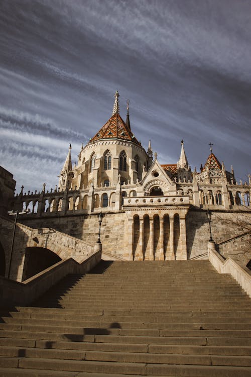 The steps leading up to a castle in budapest