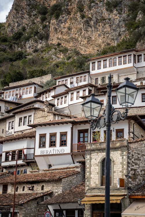 Photos gratuites de à flanc de montagne, Albanie, berat