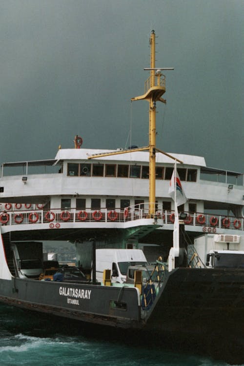 Fotobanka s bezplatnými fotkami na tému autá, cestovať, Istanbul