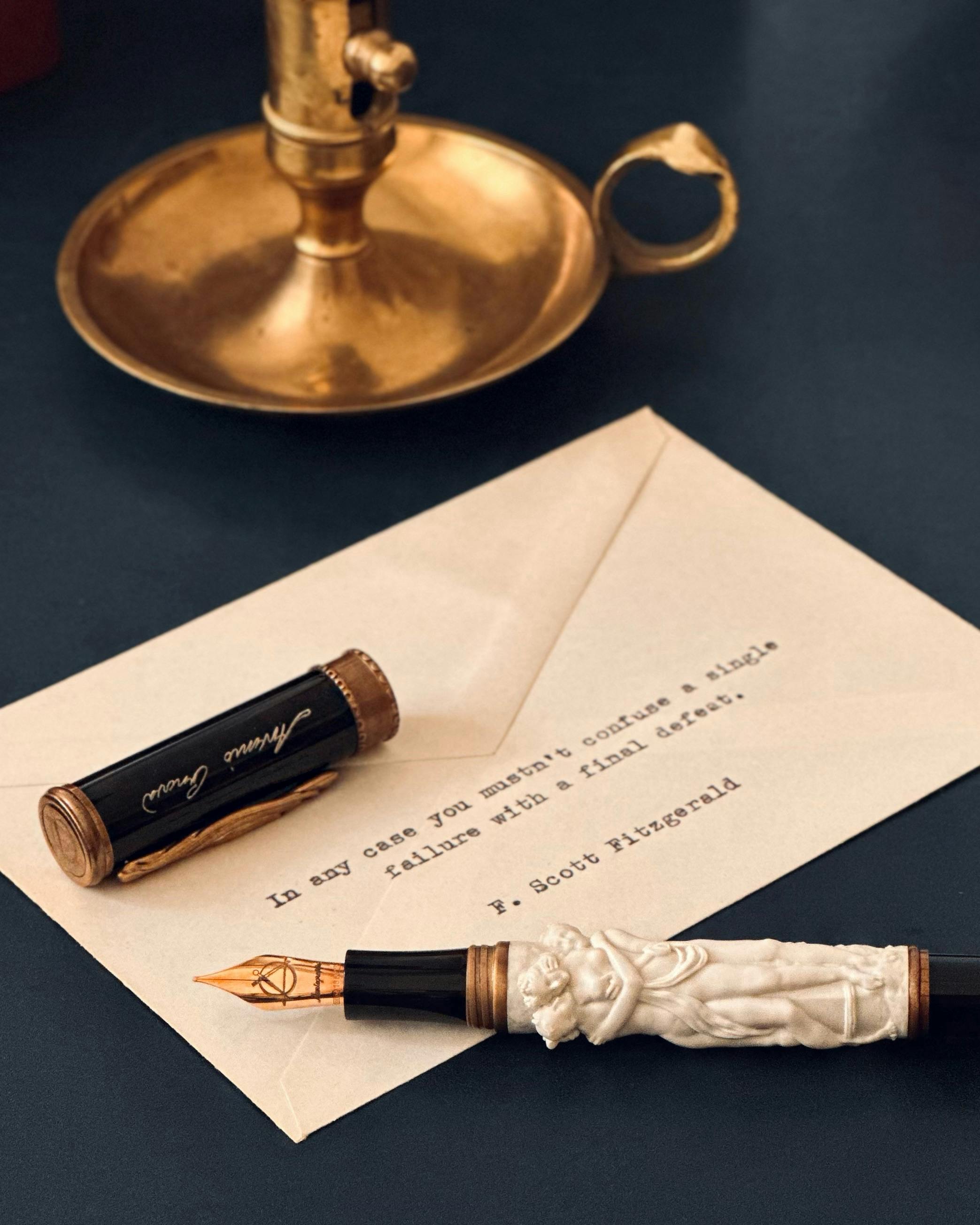 Fountain pen quotes · Free Stock Photo