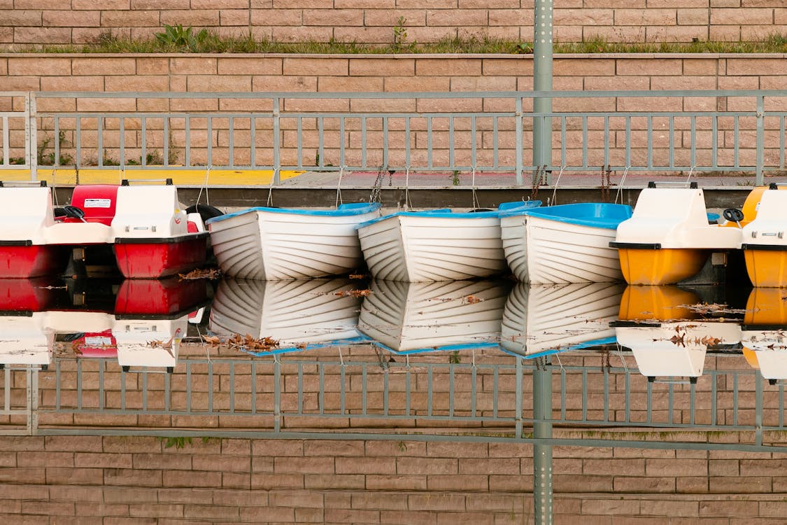 Gratis lagerfoto af både, fortøjet, fredsommelig