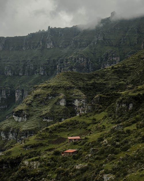 Безкоштовне стокове фото на тему «cusco, Аерофотозйомка, вертикальні постріл»