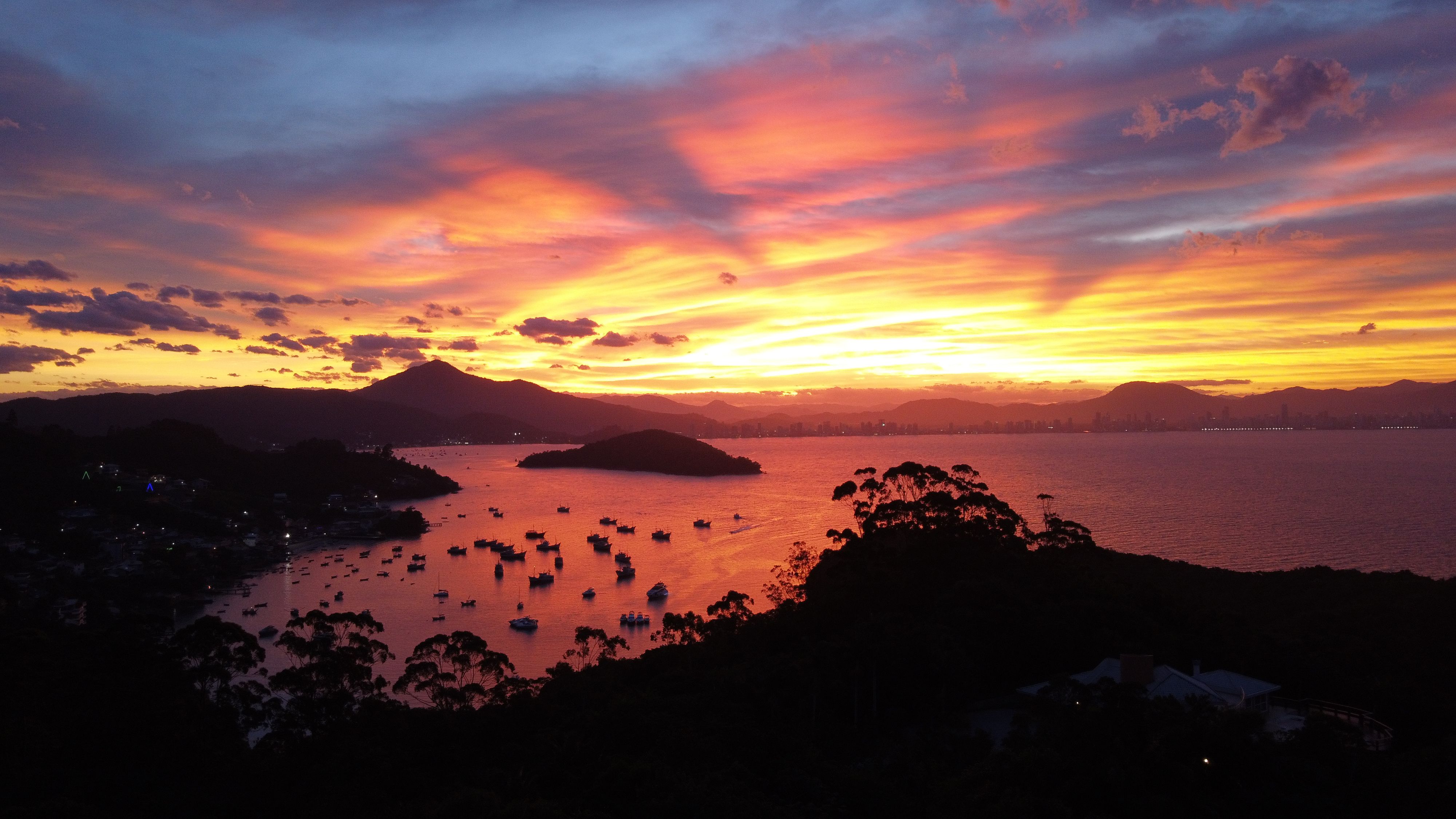 Sunset drinks at Bar do Chico