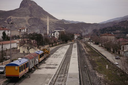 Безкоштовне стокове фото на тему «гора, інженерний поїзд, іслам»