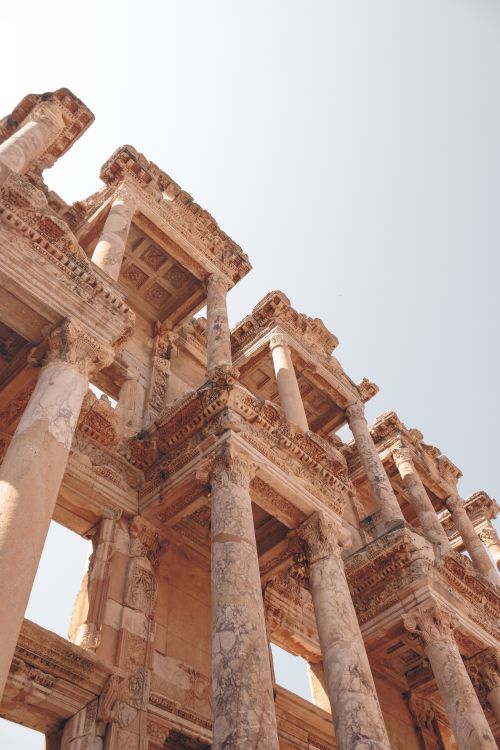 Free Captivating view of the ancient ruins and columns in Ephesus, showcasing historical architecture in Selçuk, İzmir, Türkiye. Stock Photo