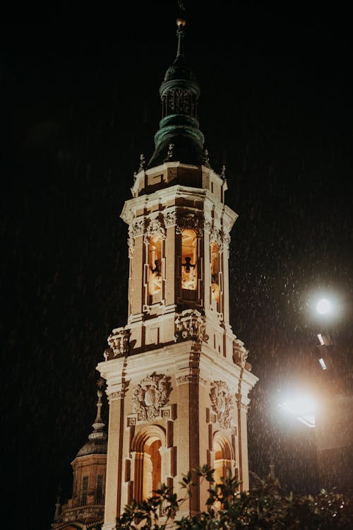 Безкоштовне стокове фото на тему «neubaukirche, Будівля, вежа»