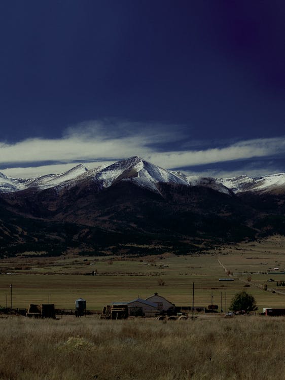 meadows beyond the mountains 