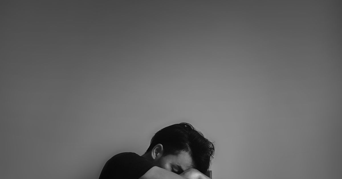 Cómo la depresión influye en la salud mental y emocional Cómo la depresión influye en la salud mental y emocional
