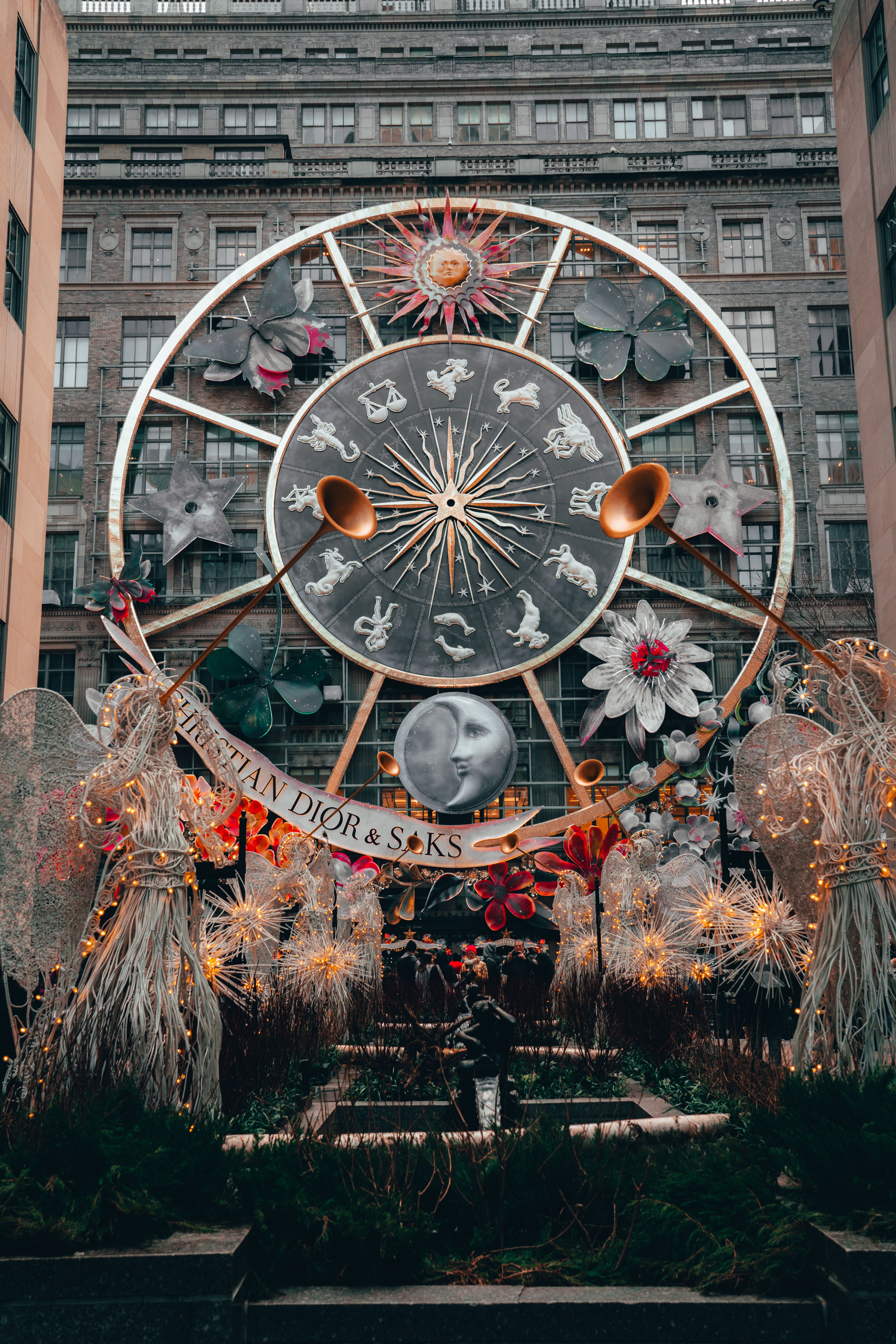 Astronomical Clock on Building Wall in New York · Free Stock Photo