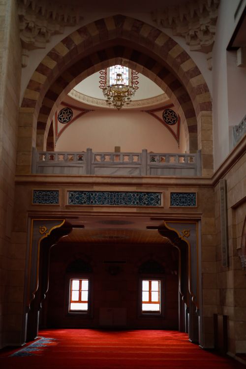 Free Explore the elegant Ottoman architecture inside a historic mosque in Istanbul, Turkey. Stock Photo