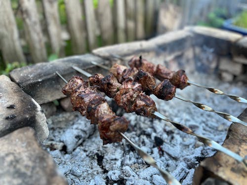 ızgara et, piknik, shashlik içeren Ücretsiz stok fotoğraf