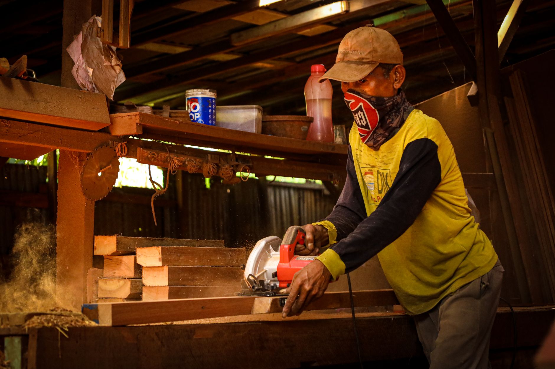 How to Use a Circular Saw Safely (2026 Guide)