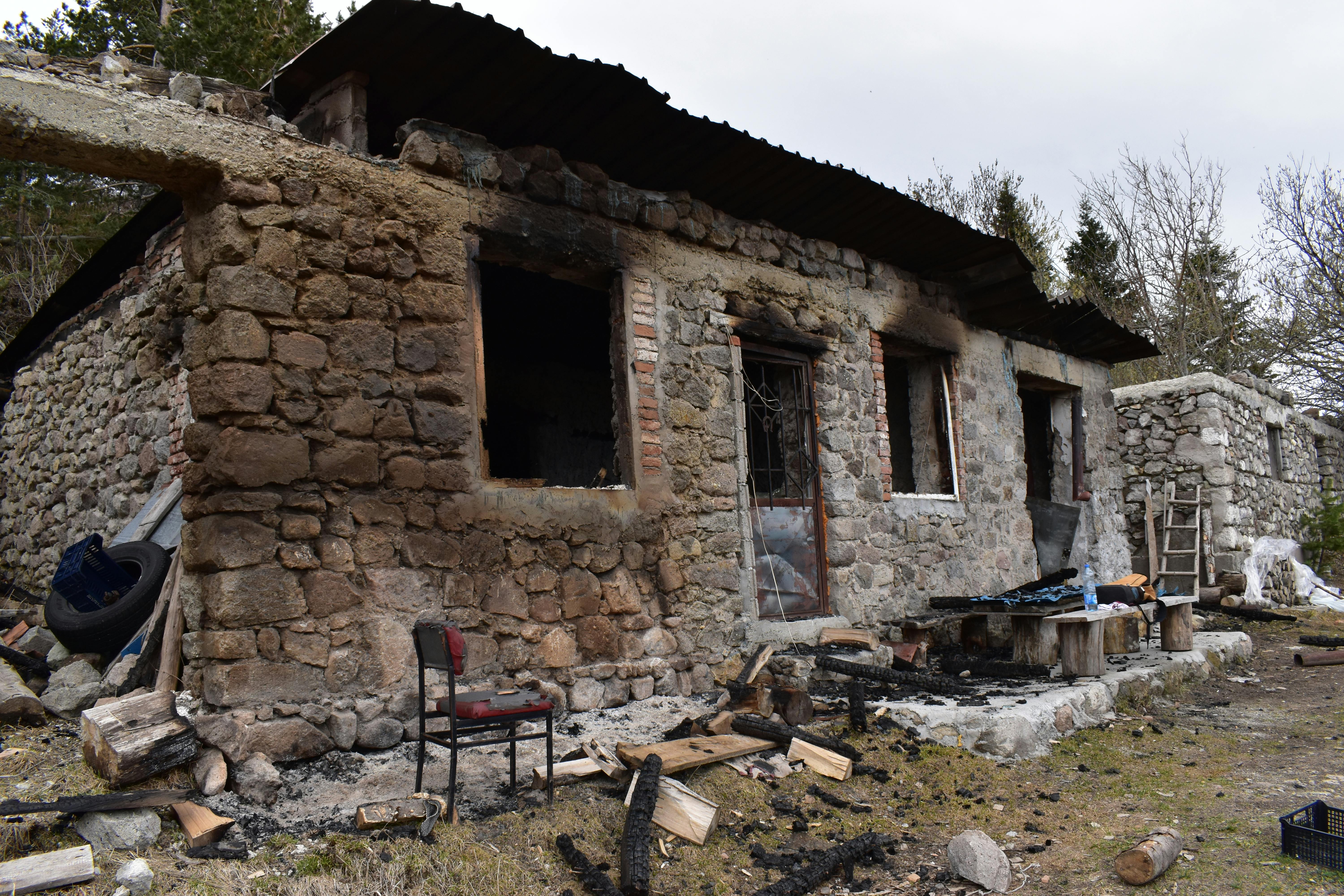 Burn damage example - fire damages