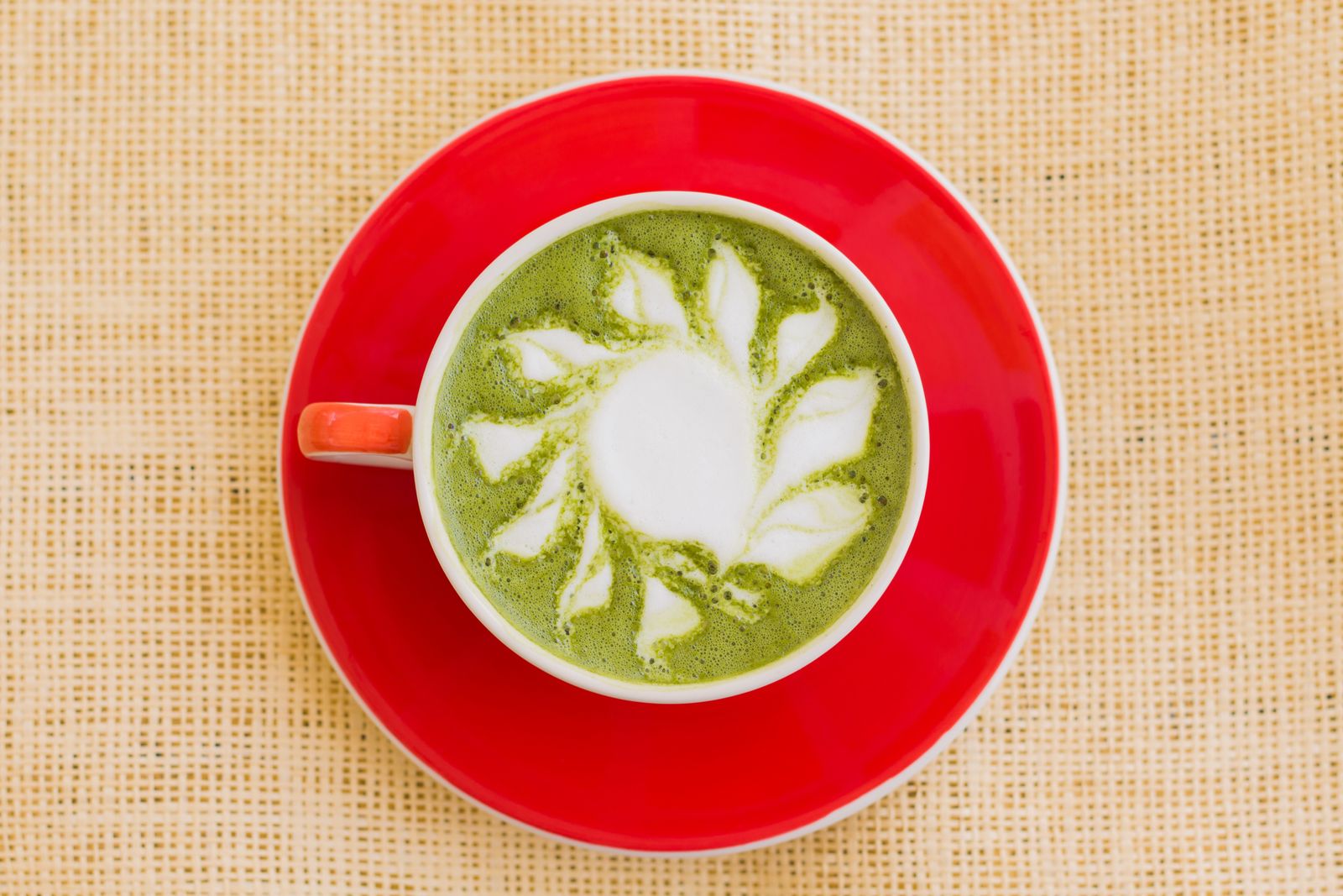 Matcha tradițională în bol ceramic