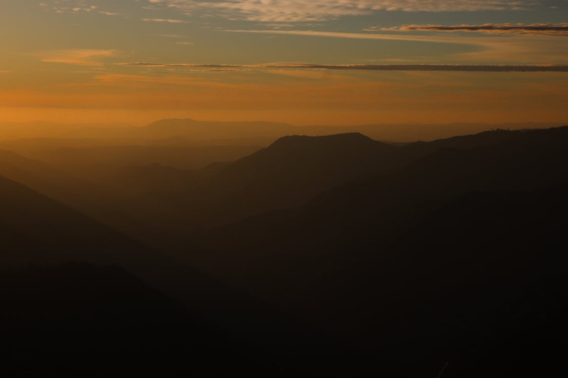 Безкоштовне стокове фото на тему «вечір, гори, Захід сонця»