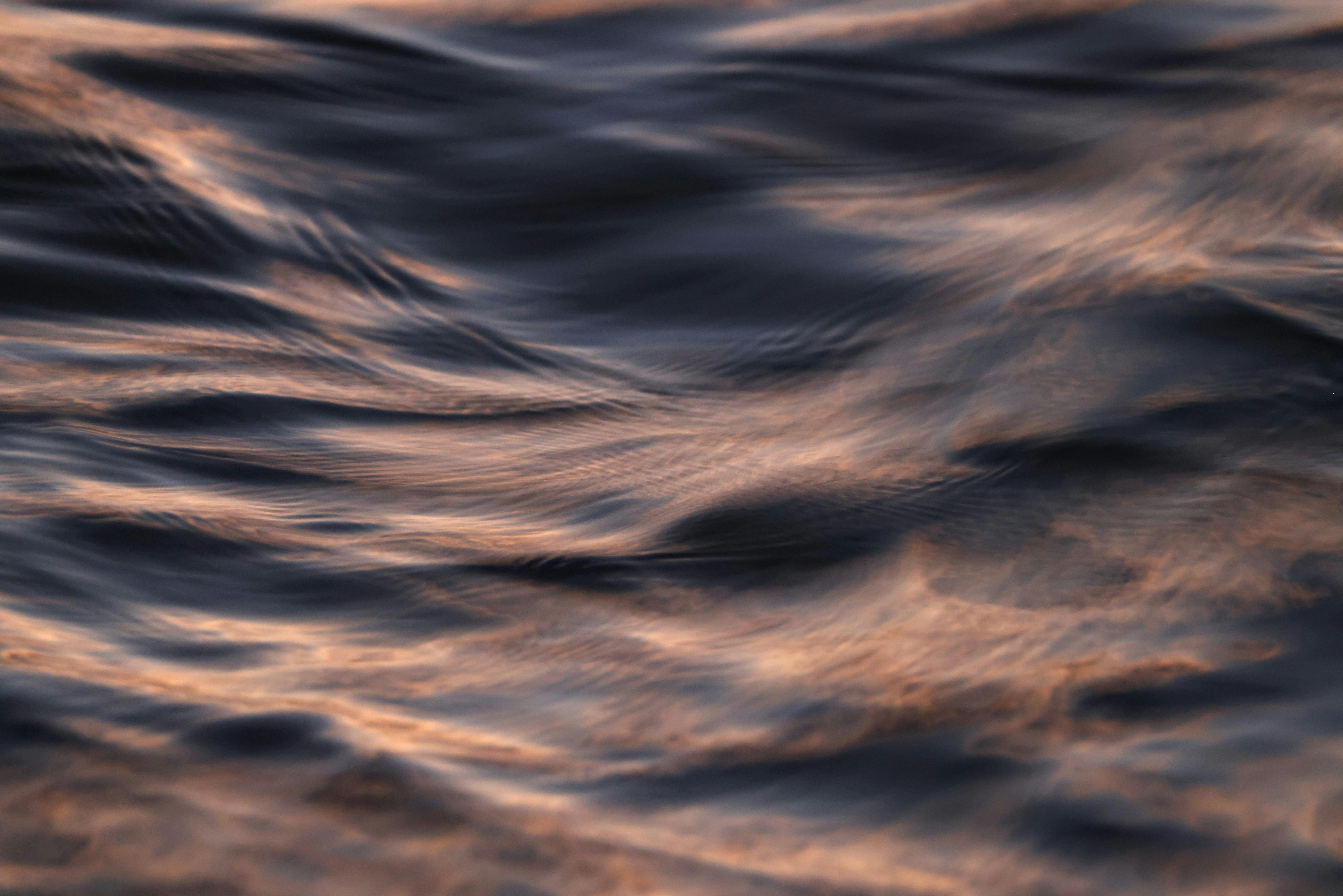 Motion of a ripple · Free Stock Photo