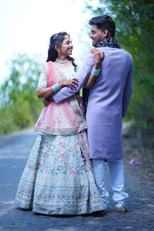 Gratis lagerfoto af bryllupsfotografering, indisk kvinde, indisk mand