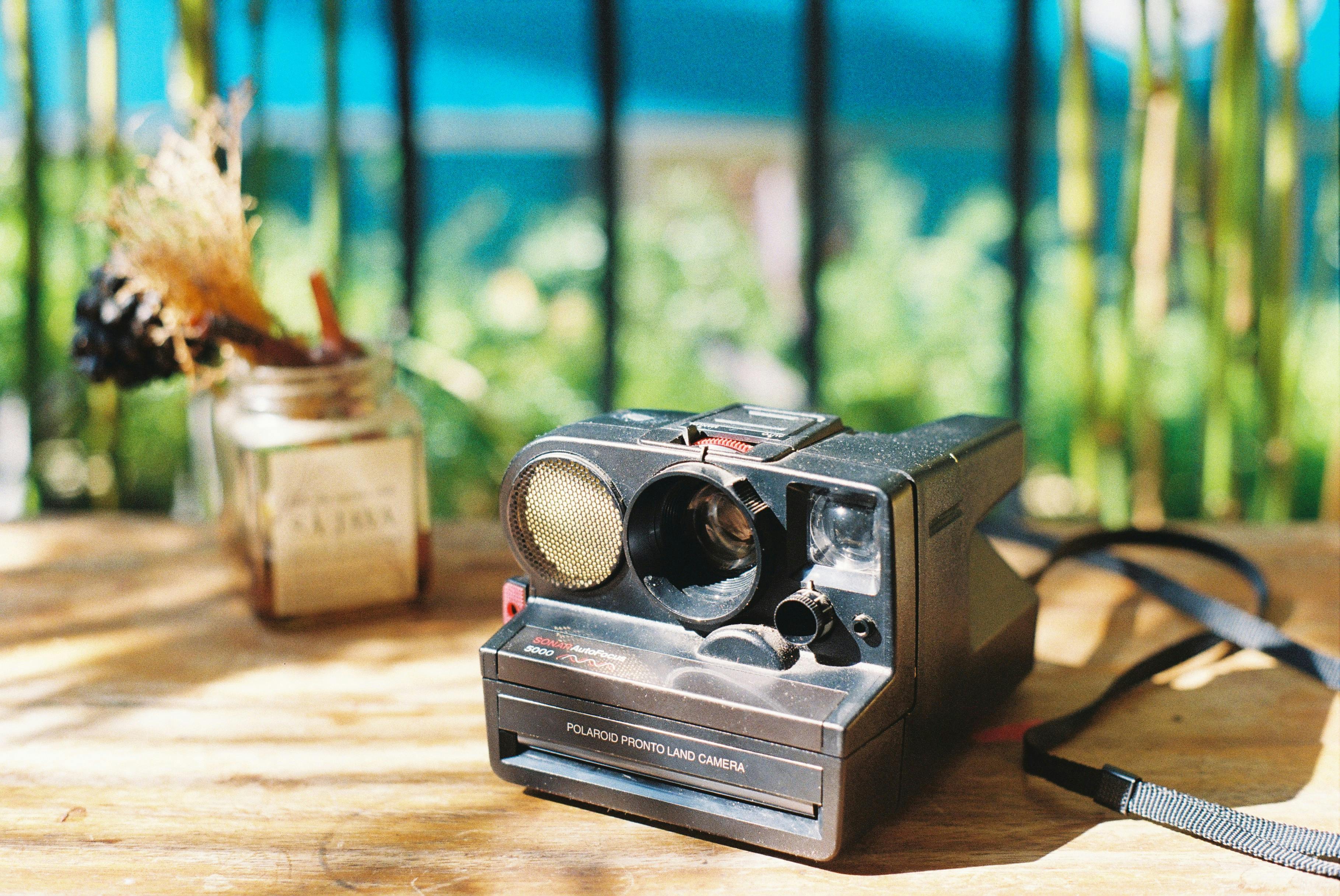 Vintage hotsell Polaroid camera