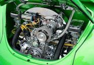 大众发动机的详细视图展现了汽车工程的精度