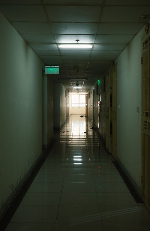 Foto d'estoc gratuïta de buit, hospital, interior