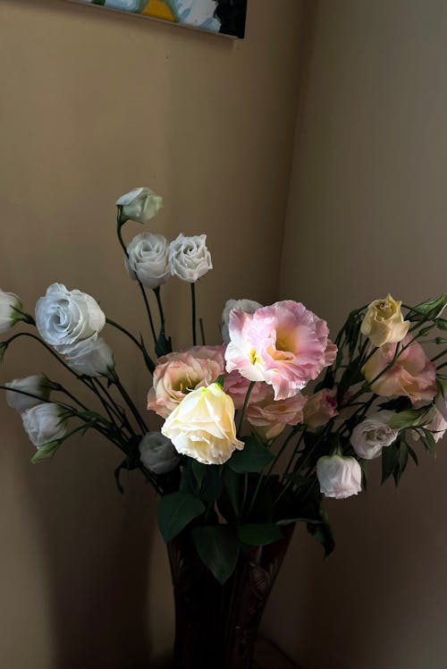 Bouquet of Roses in Vase