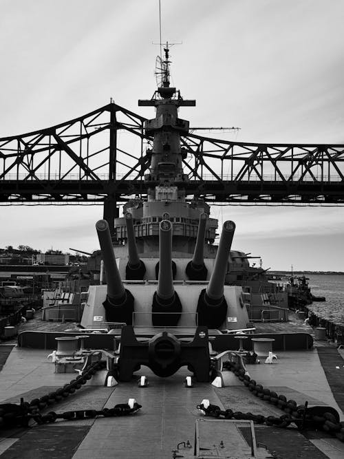 Základová fotografie zdarma na téma bitevní loď, černobílý, cestování