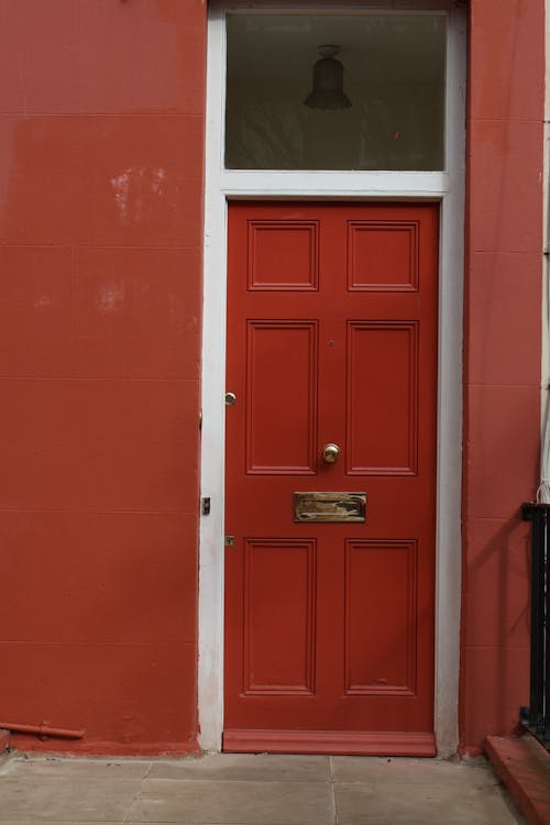 Red door 